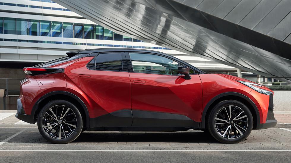 Νέα έκδοση High Hero για το Toyota C-HR